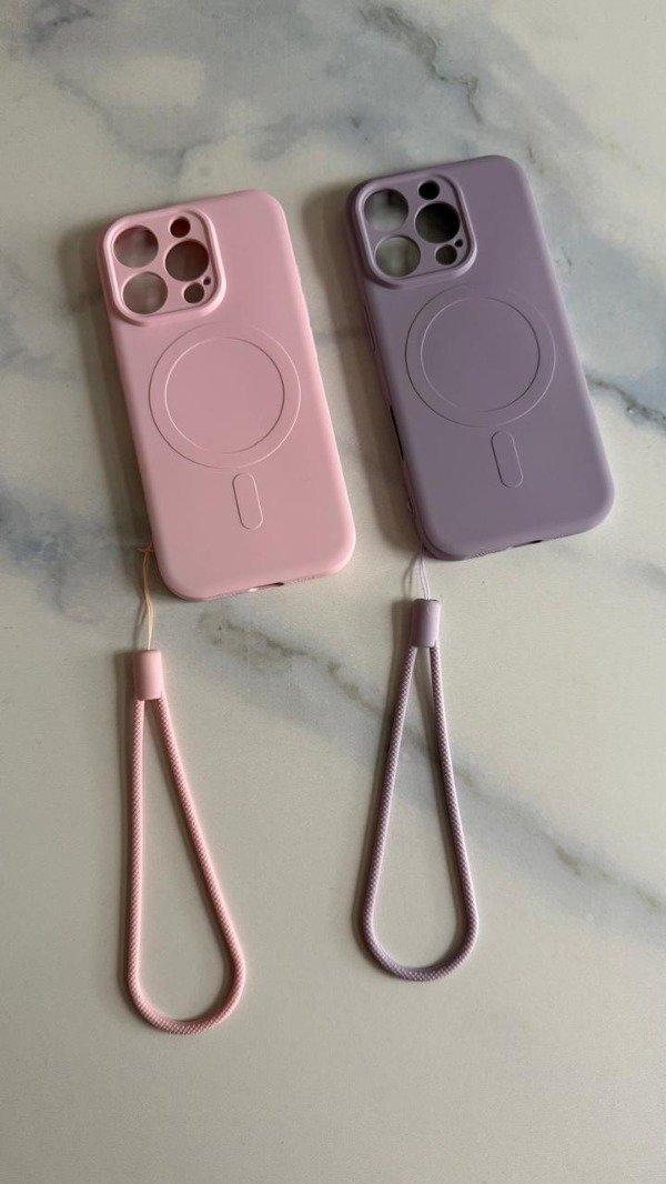 Producto - Funda magsafe con strap Iph 16 pro