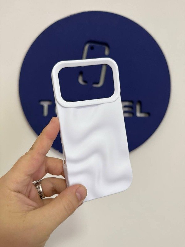 Producto - FUNDA TPU WAVE ONDULADA IPHONE 17 PRO