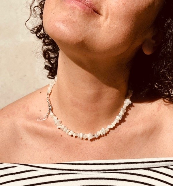 Producto - Gargantilla Amuleto Adularia Armonía y conexión lunar. - 1