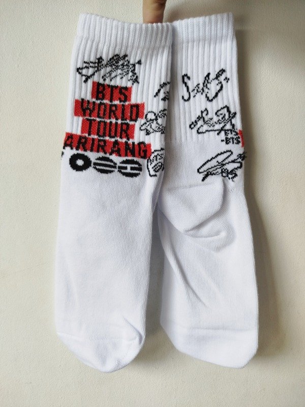 Producto - Tenis BTS world tour