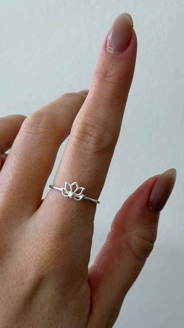 Producto - Anillo flor loto lisa calada 18mm P925 - 0