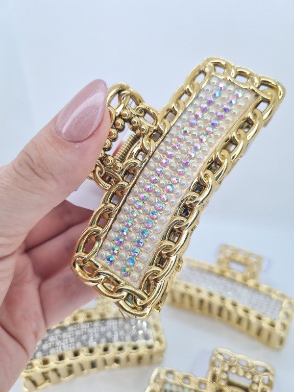 Producto - Broche rectang alargado centro strass borde calado