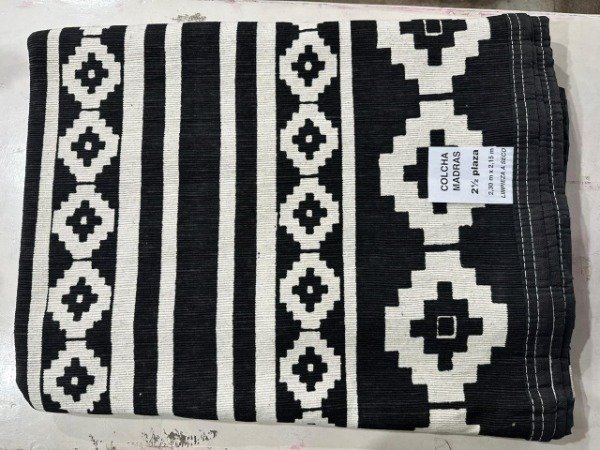 Producto - CUBRECAMA MADRAS 2 1/2
