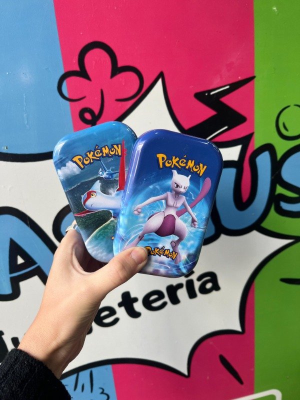Producto - Lata de cartas pokemon