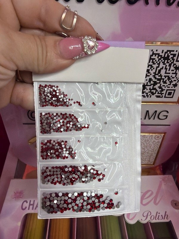 Producto - Strass rojo con division