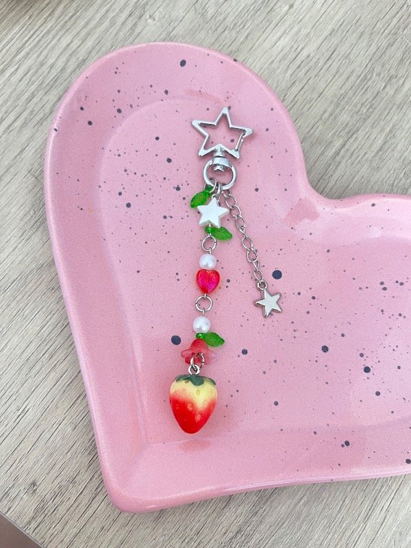 Producto - Llavero frutilla