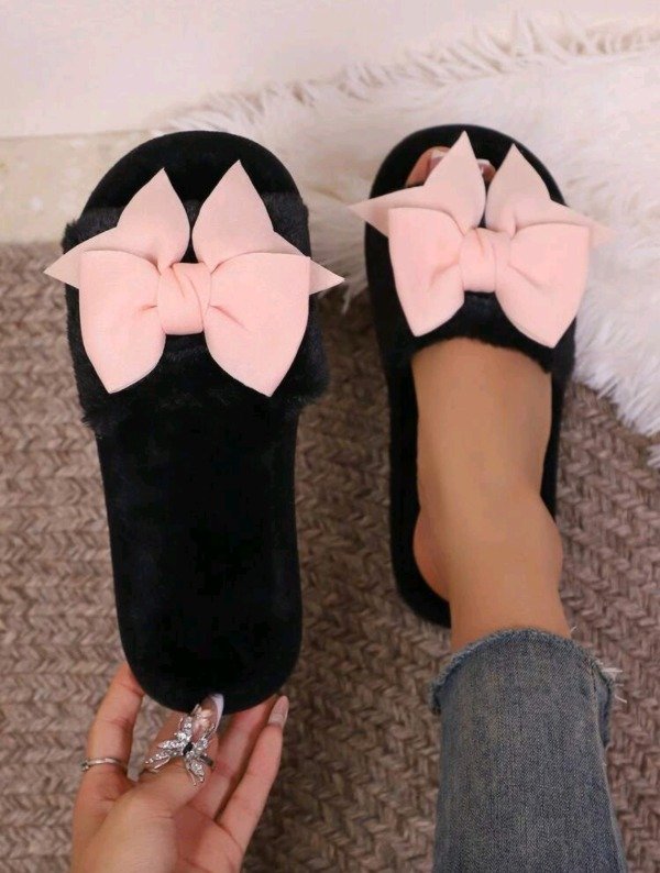 Producto - Pantufla Moño