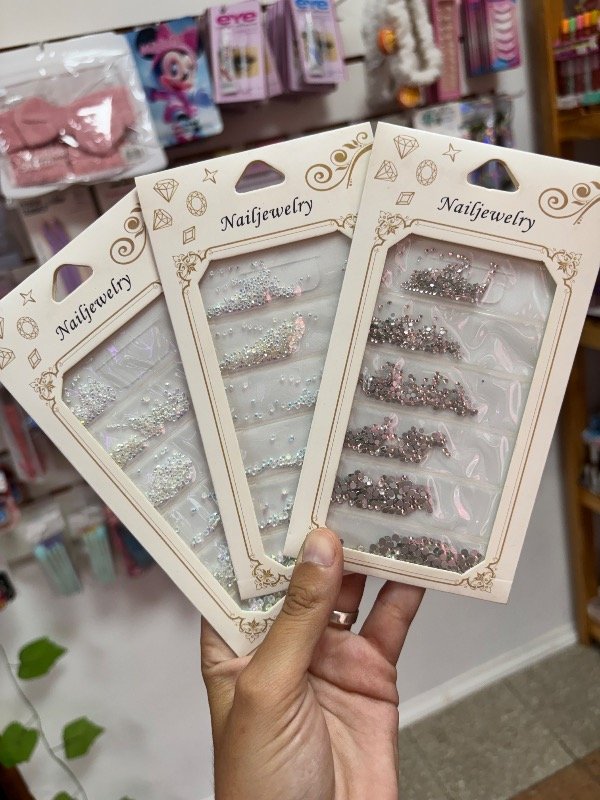 Producto - Deco uñas strass