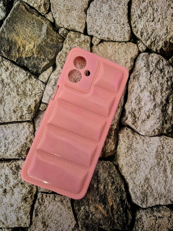 Producto - Funda puffer nacional glossy Moto G14 rosa