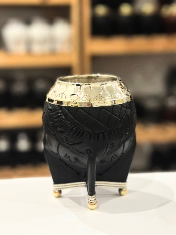 Producto - Torpedo alpaca cincelado - base de alpaca y bronce - cuero repujado - NEGRO