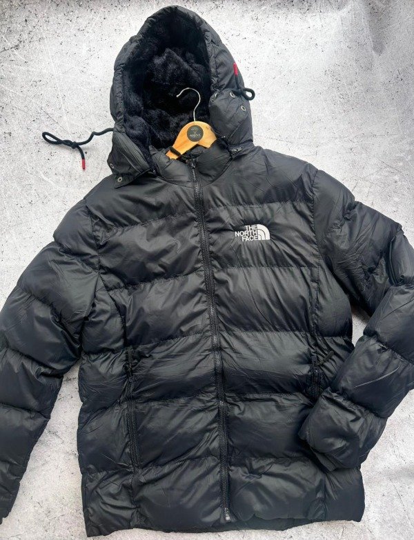 Producto - Campera North