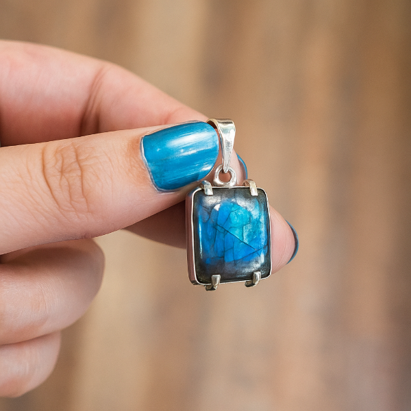 Producto - Dije Labradorita rectangular -Plata 925