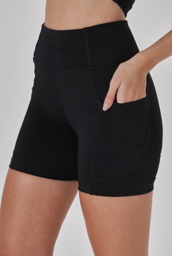 Producto - Short Warrior Negro