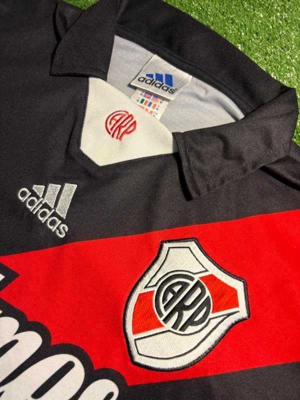 Camiseta Alternativa 1999 — imagen 3