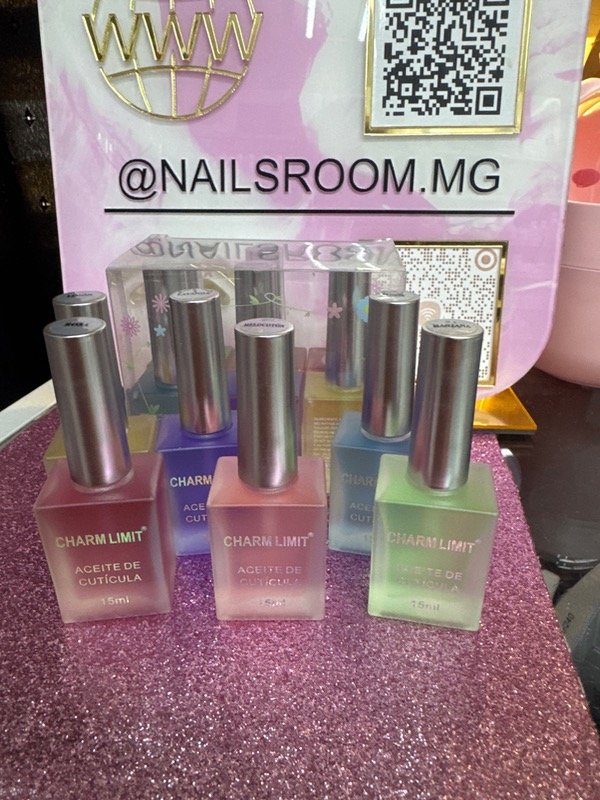 Producto - Aceite para cuticulas charm limit fragancia surtida sin eleccion
