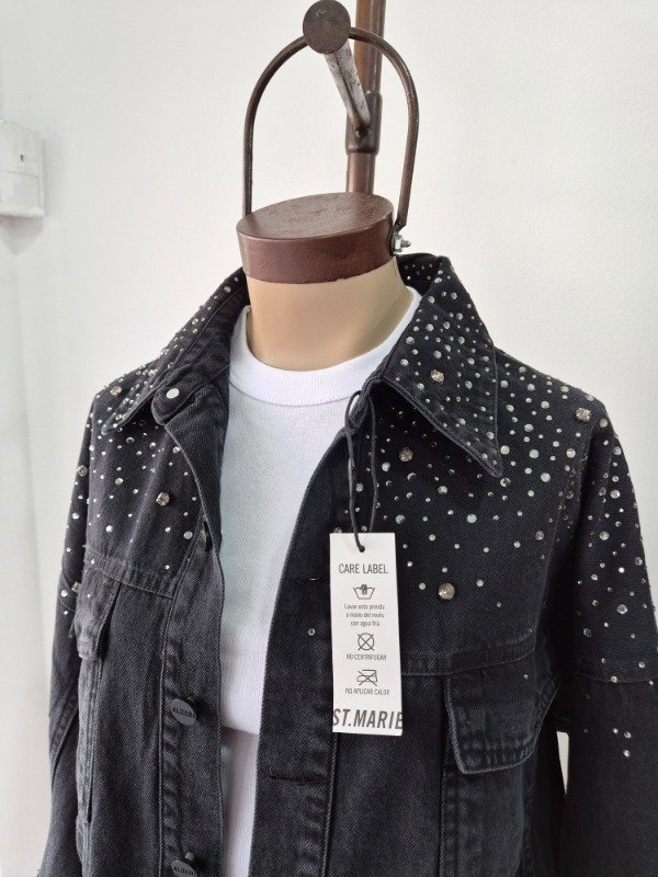 Producto - CAMPERA IRIS