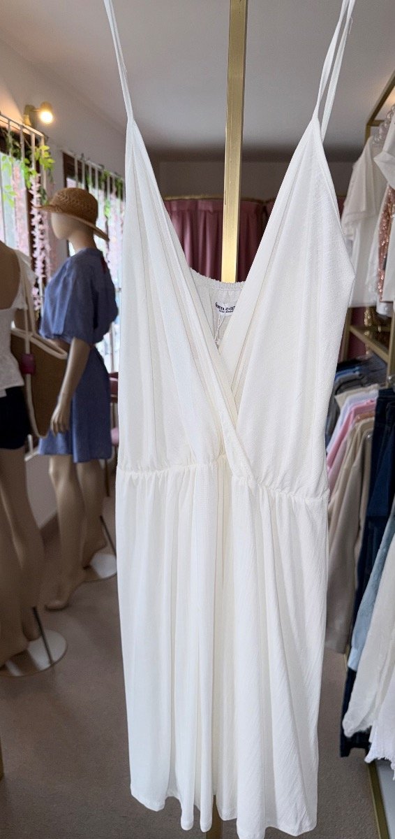 Producto - Vestido corto con escote cruzado