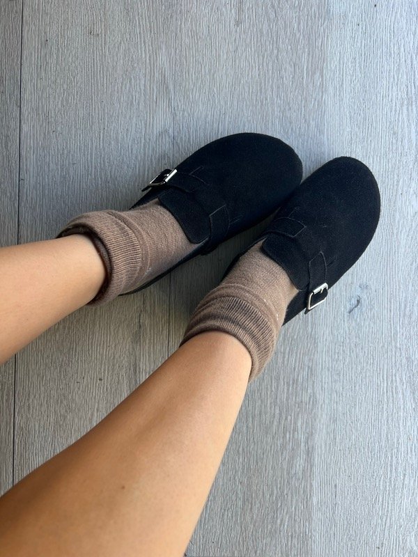 Producto - MIRKA gamuza negra