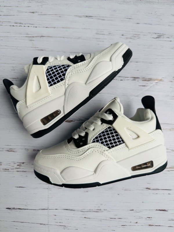 Producto - Zapatillas Jordan retro del 25 al 3 blanco/negro