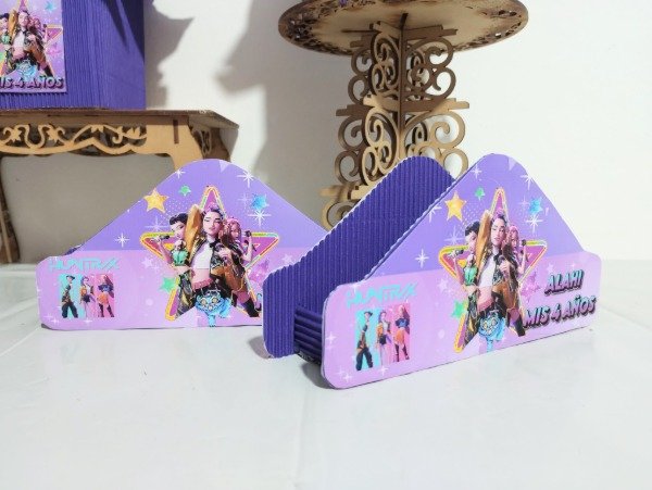 Producto - Servilletero guerreras kpop