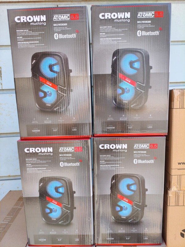 Producto - PARLANTE PORTÁTIL ATOMIC 6.5" CROWN MUSTANG 12.000W