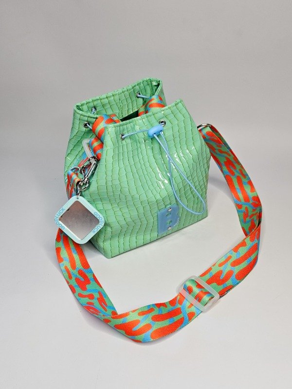 Producto - Bandolera Leti croco