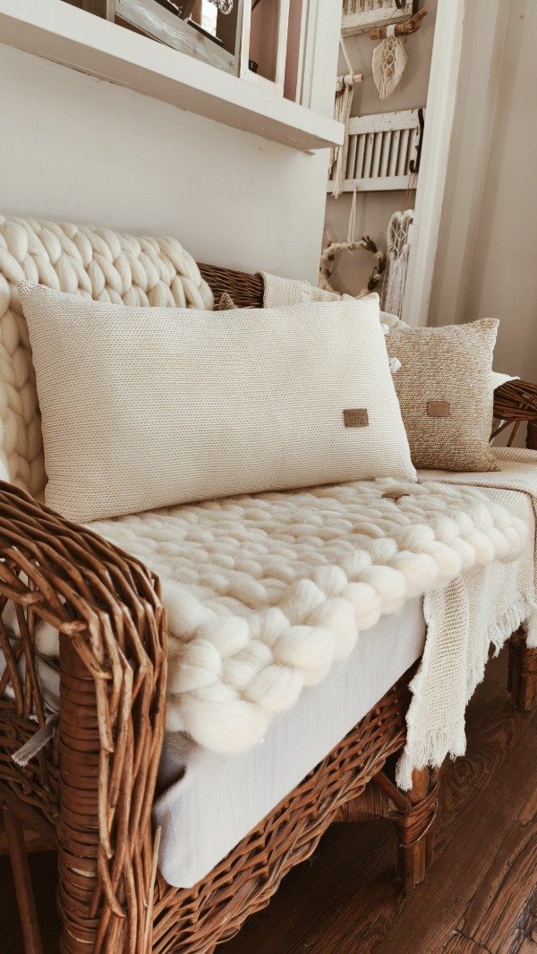 Producto - Almohadón Bari crudo - 60x35