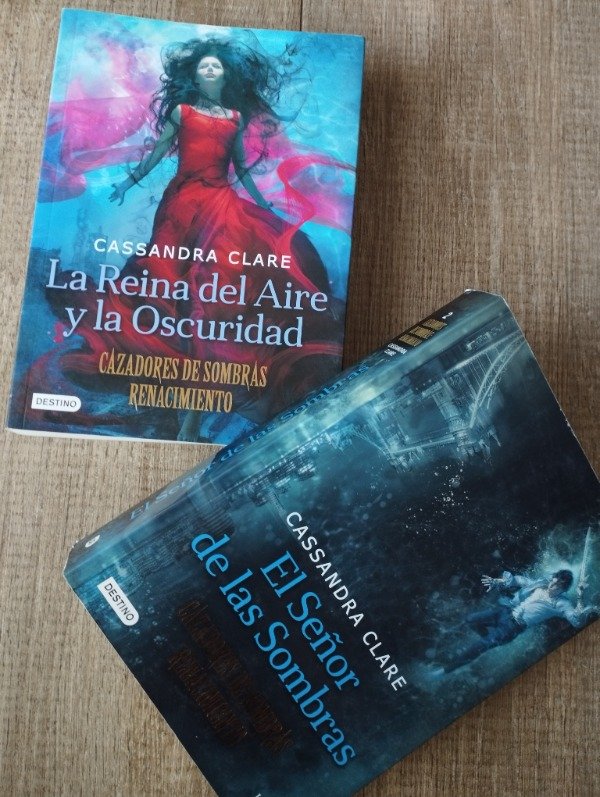 Producto - Combo Cazadores de Sombras 1