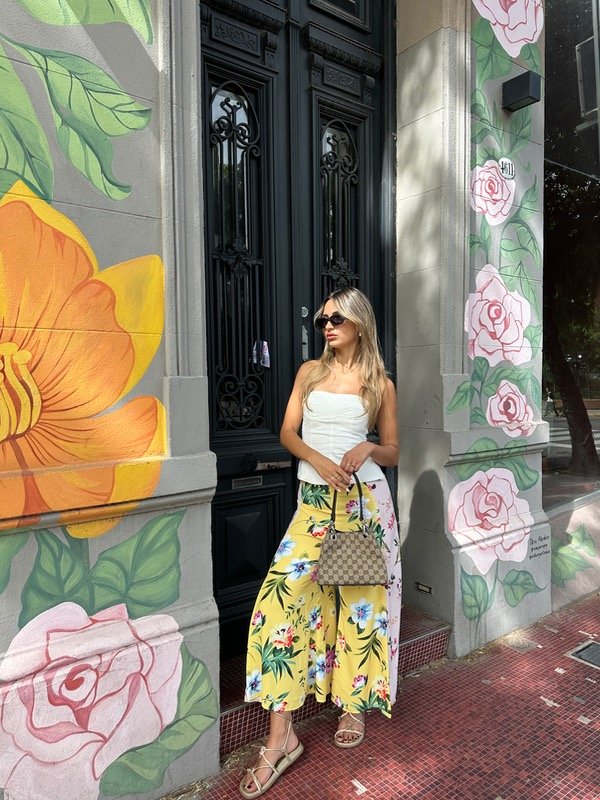 Producto - Pantaleta flower Bershka Talle 40