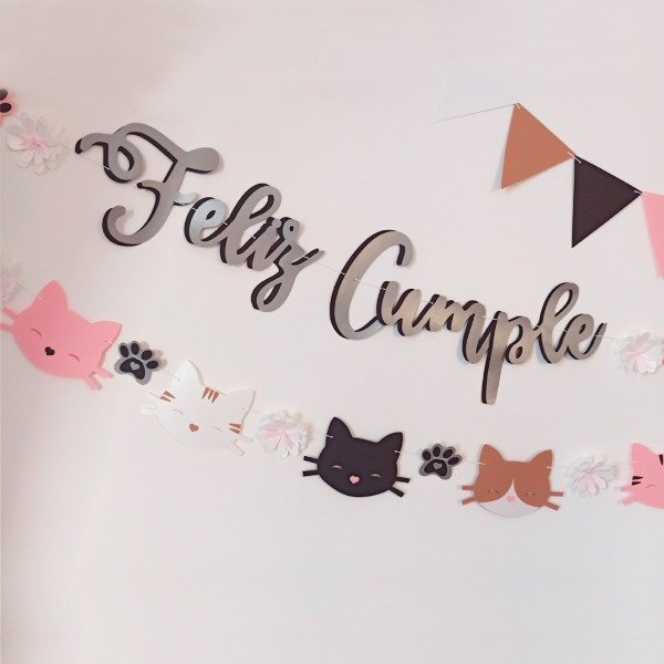 Producto - Guirnalda tipográfica Gatitos