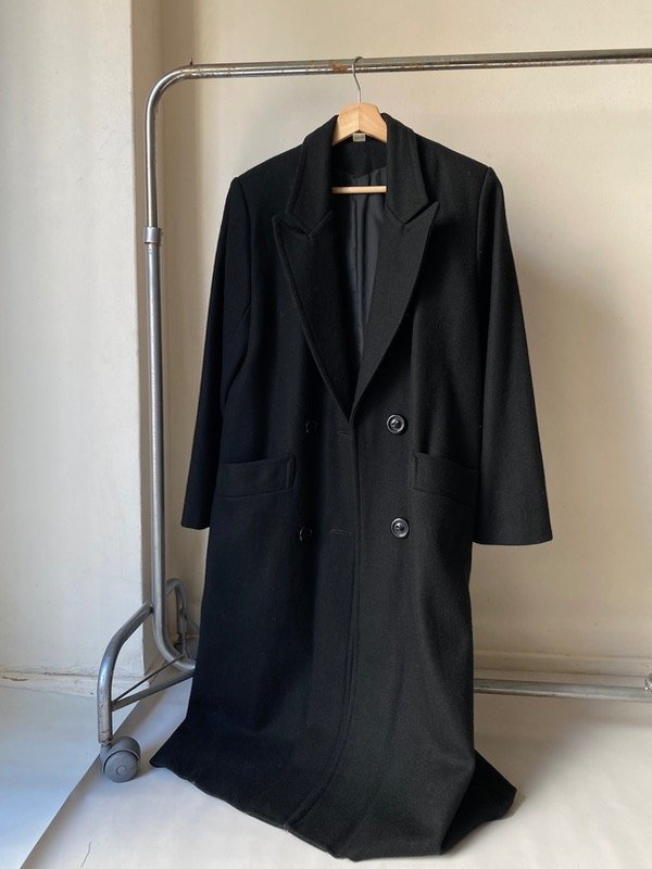 Producto - Saco negro largo de lana