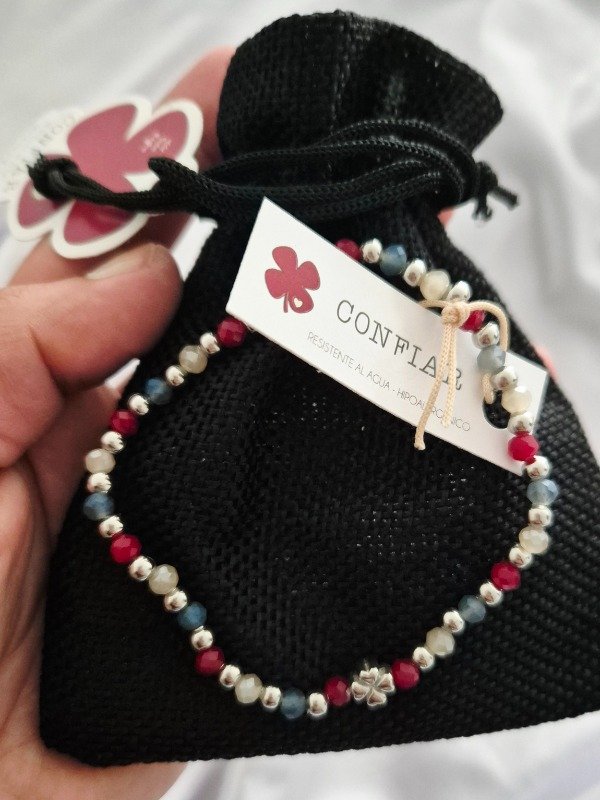 Producto - Pulsera Acero Trébol (Bordó)