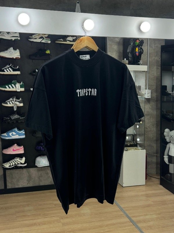 Producto - Remera TRAPSTAR BLACK v2