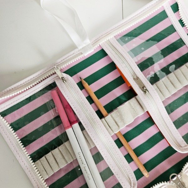Producto - Cartuchera con bolsillos,  Mixta Rayas rosa y verde