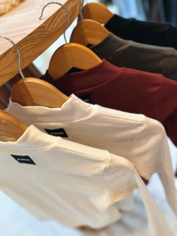 Producto - Polera Roma