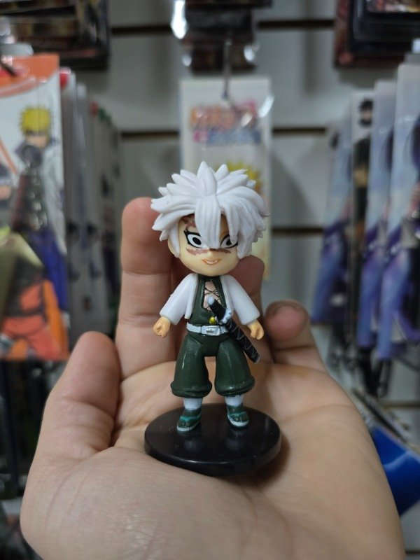 Producto - Figura Shinazugawa base negra