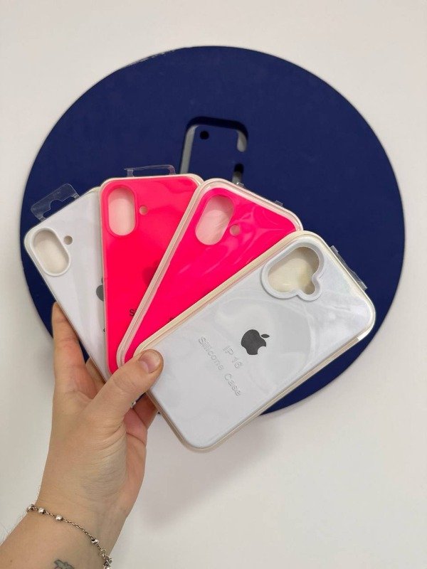 Producto - FUNDA SILICONE CASE CON LOGO IPHONE 16 - 0