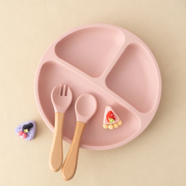 Producto - PLATO SILICONA CUBIERTOS BEBE