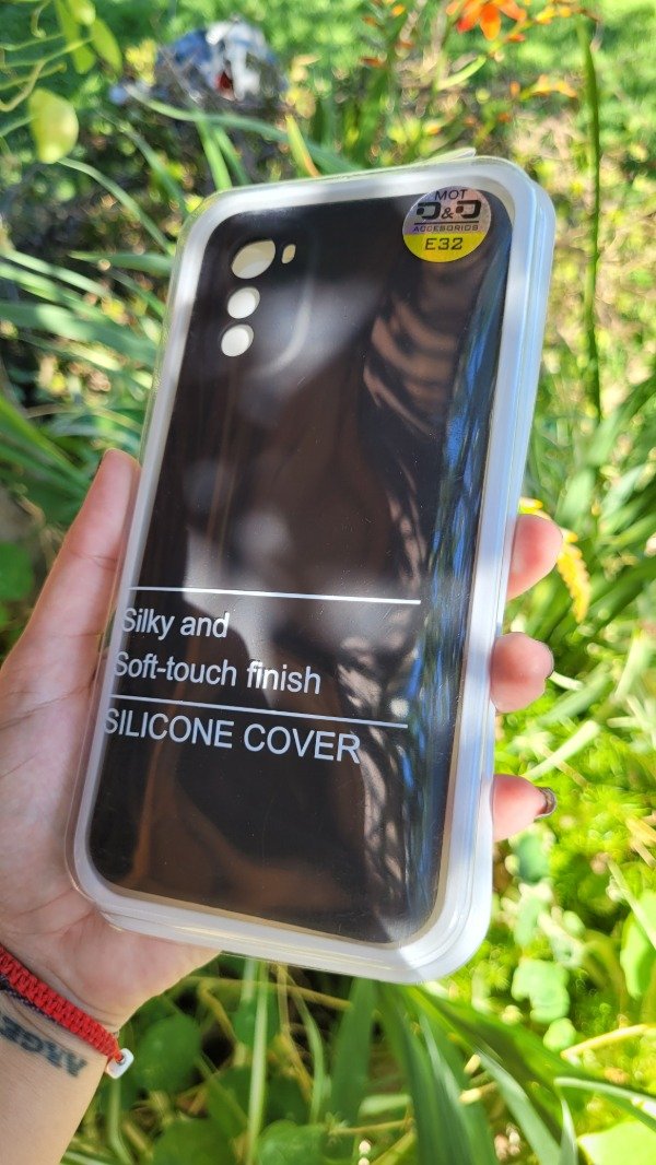 Producto - e32 case negro