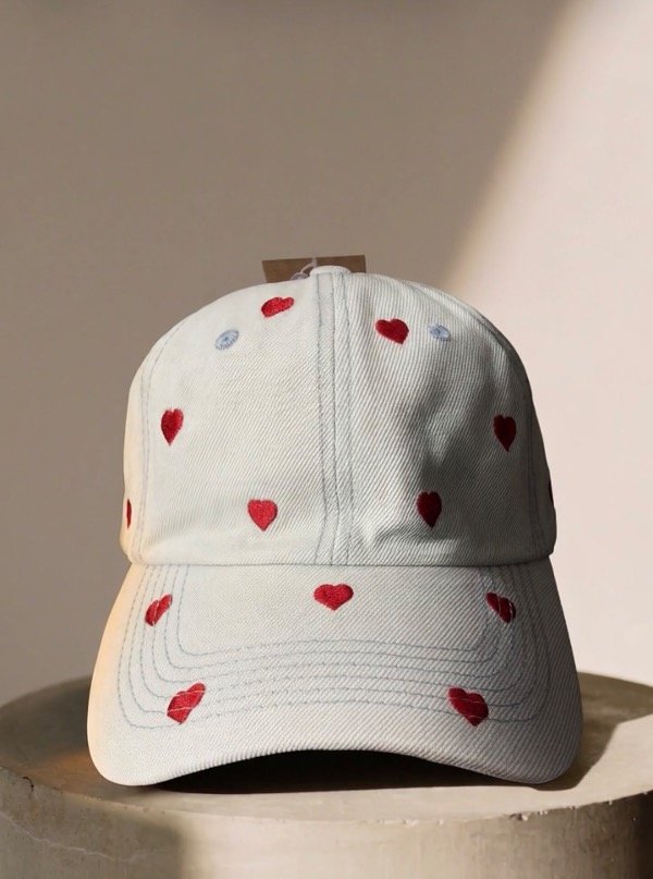 Producto - GORRA CORAZÓN - 1