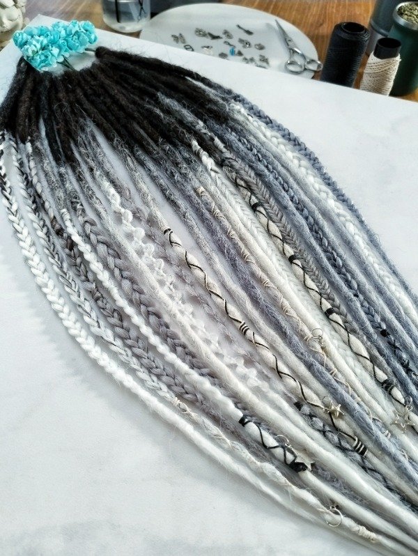 Producto - Conjunto de Dreadloves - Rastas Desmontables x 22 unid