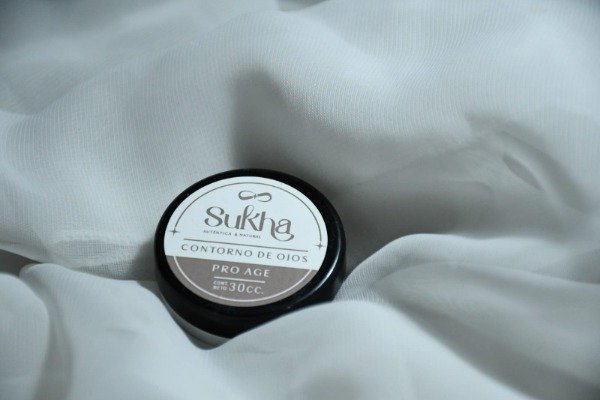 Producto - CONTORNO DE OJOS