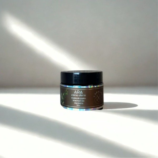 Producto - ARA Crema Facial Reguladora (Niacinamida, Jojoba, Vit E) - 0