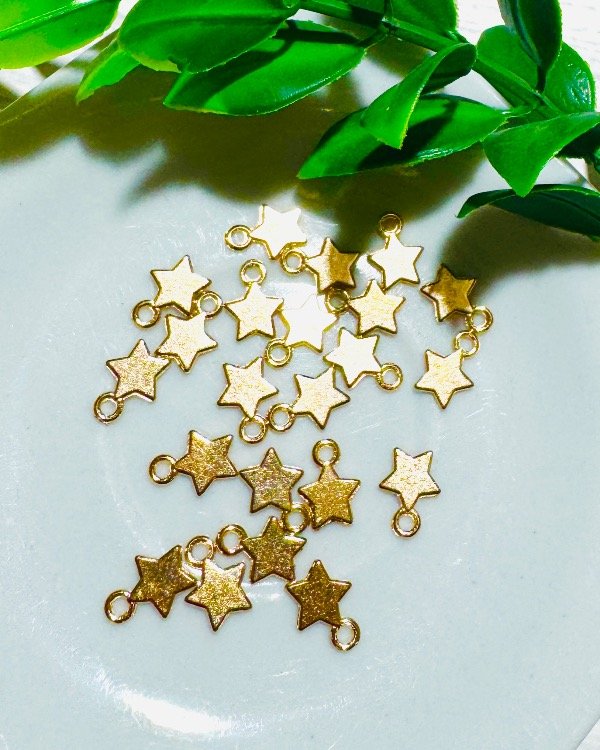 Producto - DIJE ESTRELLITA DORADA MINI