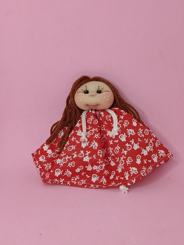 Producto - Muñequita roja