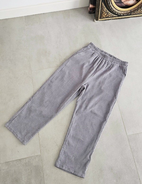 Producto - Pantalon corderoy gris L