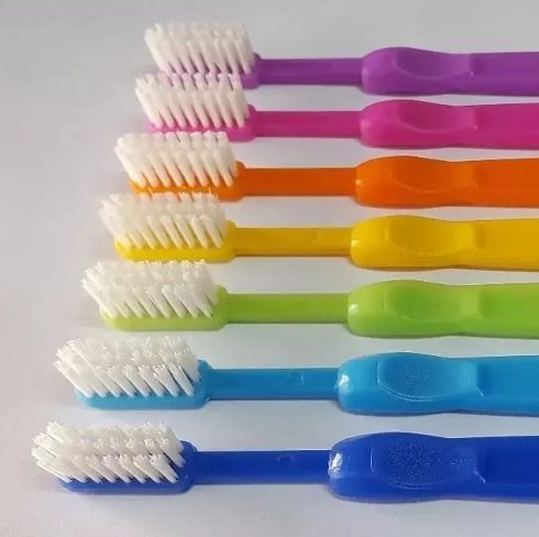Producto - Cepillo de dientes en tubo - 1