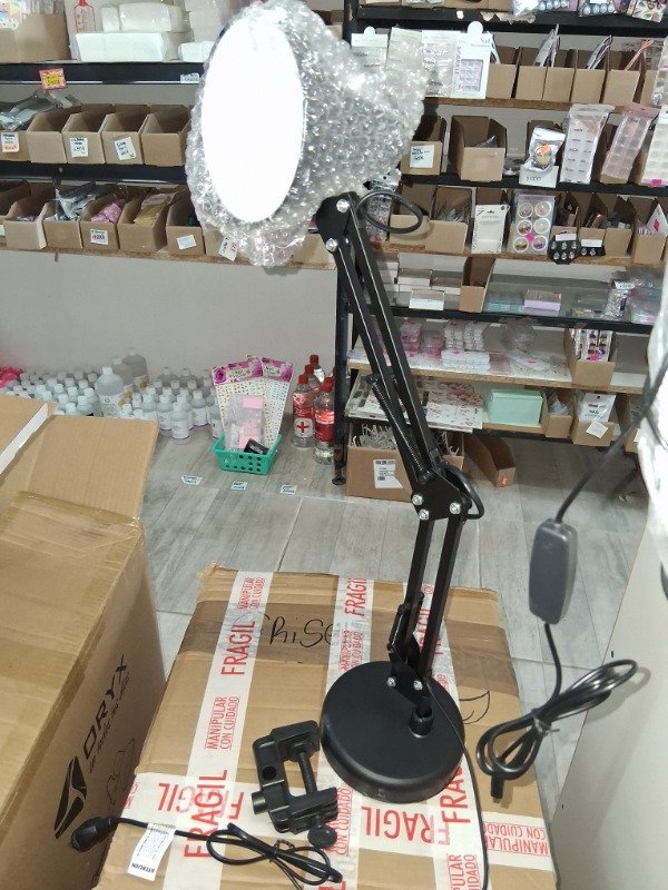 Producto - Lampara con morsa y soporte  oryx