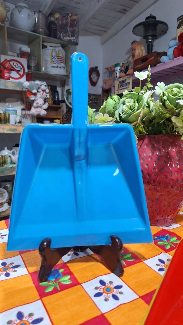 Producto - Pala plástica de residuos - 1