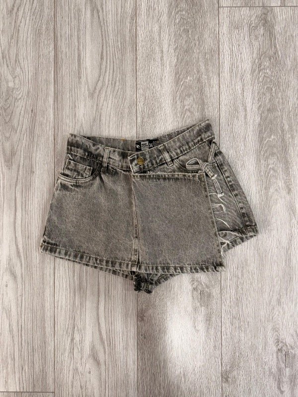 Producto - SHORT POLLERA RÍP CURL